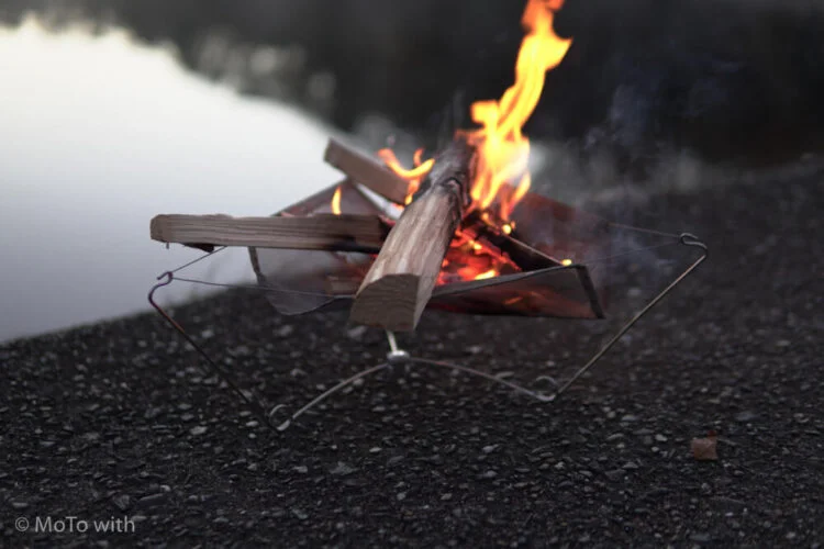 希少！未使用 MONORAL ワイヤフレームフェザー！ 楽天市場】モノラル ワイヤフレームフェザーの通販