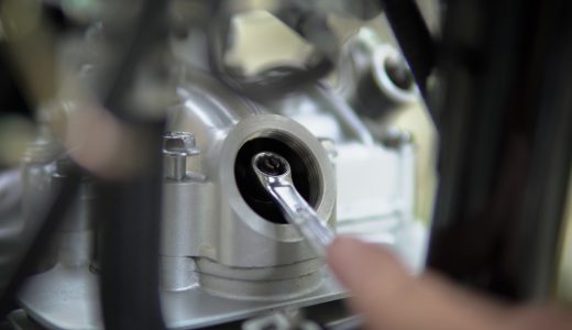 キャブ車のタペット調整(バルブクリアランス調整)を行う【GN125 2F】