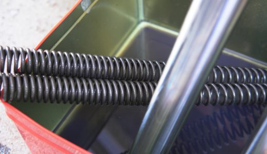 フロントフォークのオイル交換を行う【GN125-2F】